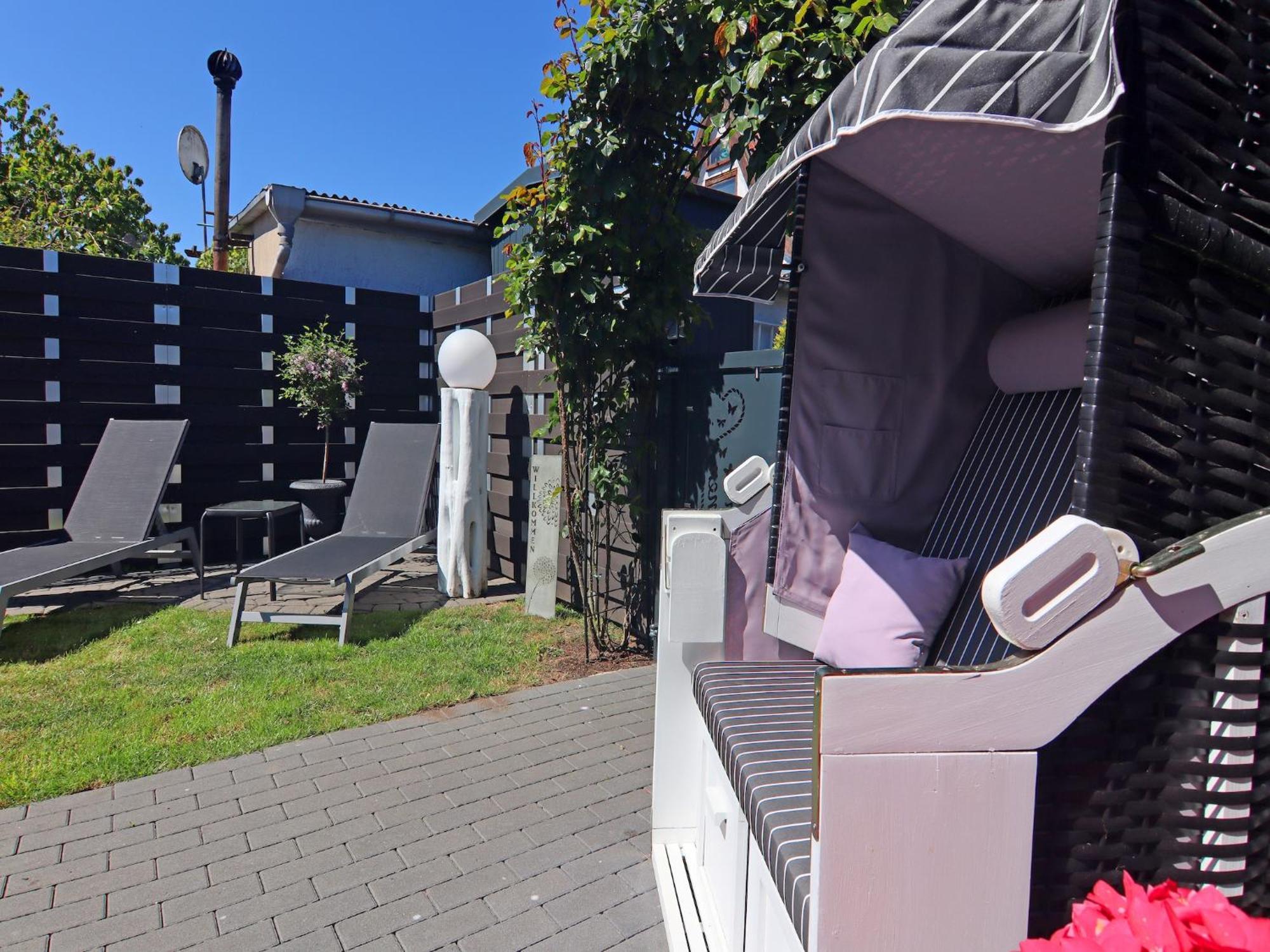 Serene Bungalow In Neubukow With Garden エクステリア 写真